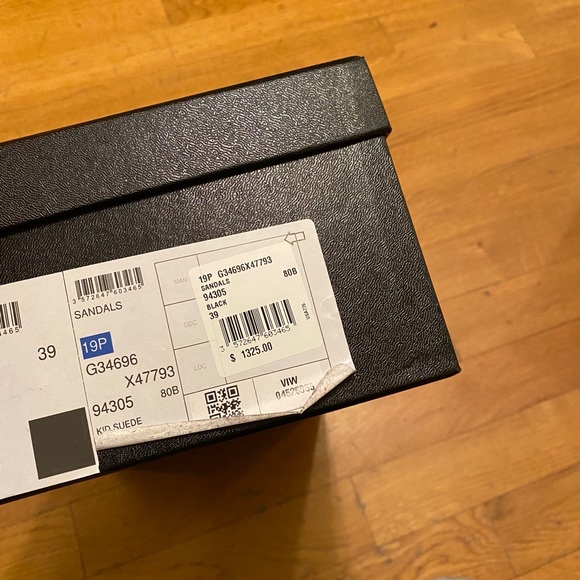 Chanel Black New Kid Suede 19p Strappy Chain Heels - Picture 6 of 9